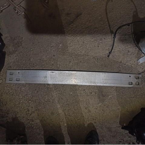 Шина бампера заднього 6410C068 MITSUBISHI