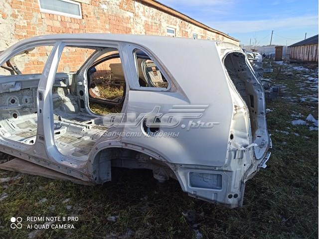 Бічна частина задня ліва 715031UC00 HYUNDAI