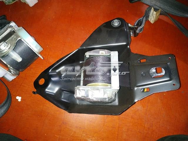 Ремінь безпеки задній 7332042040B1 TOYOTA