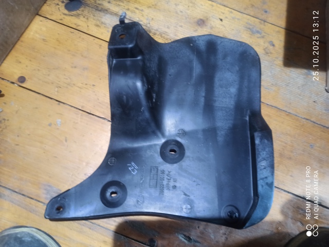 Бризговики крила 7662260160 TOYOTA