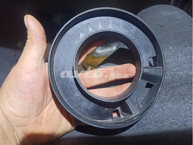 Пружини задні 7P0411178A VAG