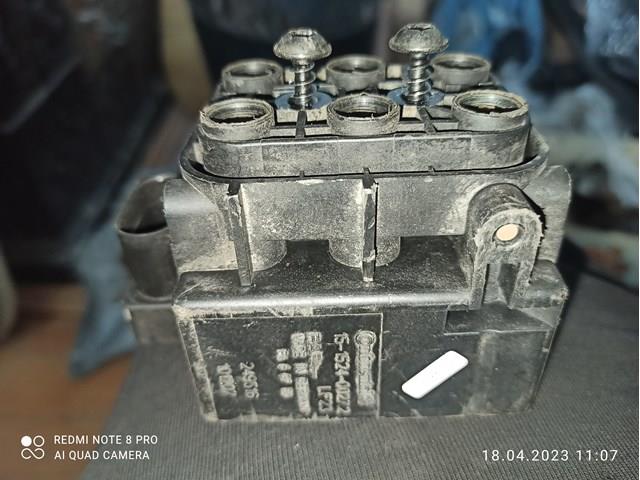 Блок шинних кранів 7P0698014 VAG