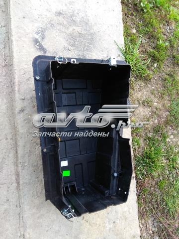 Піддон акумулятора(АКБ) 7P0801283 VAG