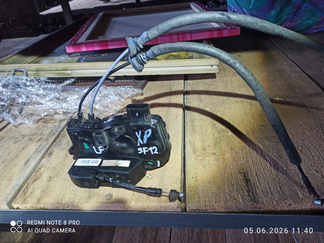 Замок водійських дверей 813100W000 HYUNDAI