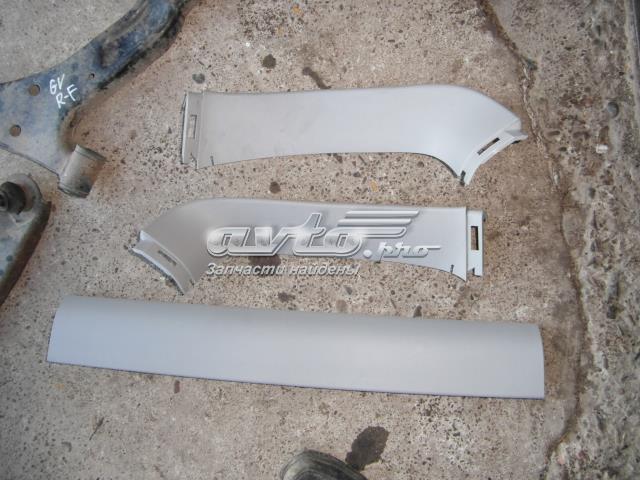 Обшивка-облицювання кришки багажника / 3-х/5-х дверей 8376065J006GS SUZUKI