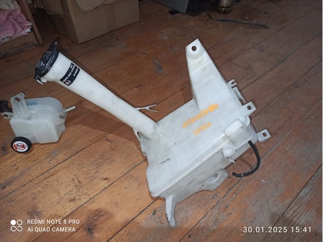 Бачок омивача скла 8531550160 TOYOTA