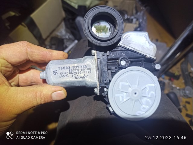 Привід ліфта передній 8572050100 TOYOTA