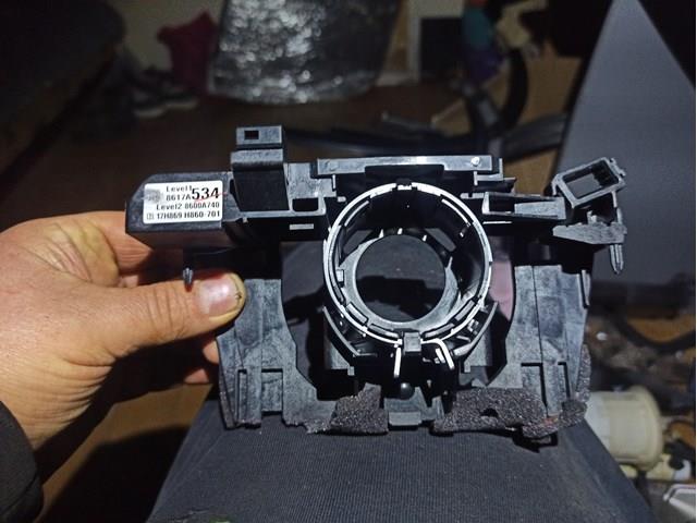 Перемикачі 8600A740 MITSUBISHI