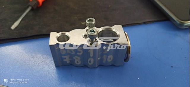Клапан розширювальний 8851578010 TOYOTA