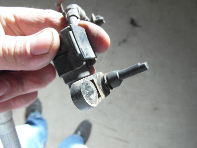 Передній правий датчик абс 8954260050 TOYOTA