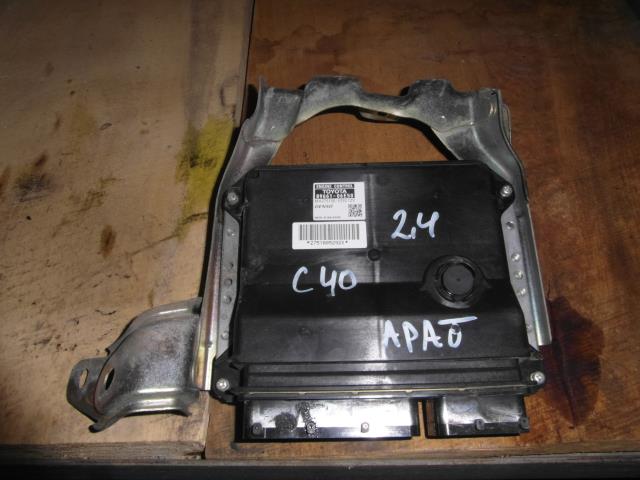 Комп'ютер двигуна 8966106E50 TOYOTA