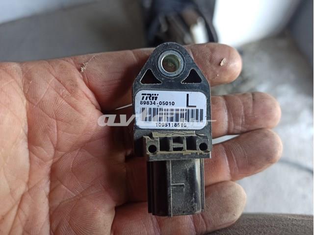 Датчик Айрбег передній 8983405010 TOYOTA