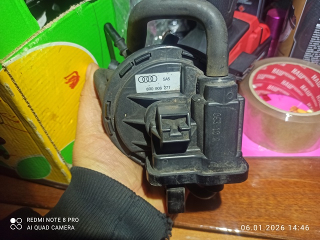 Насос діагностики течі в баку 8R0906271 VAG