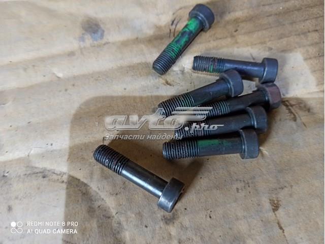 Болт кріплення маховика 9014810004 TOYOTA