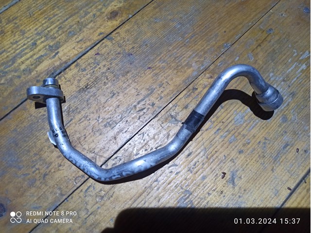 Трубка кондиціонера від компресора до радіатора 924474ED0A NISSAN