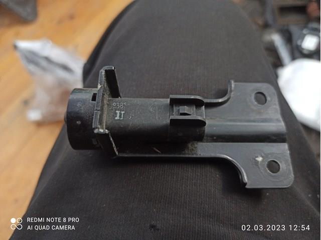 Датчик відкривання капота 938803S000 HYUNDAI