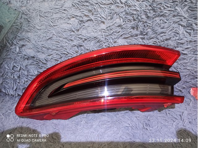 Стоп задній 95B945096A PORSCHE