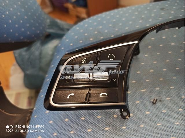 Блок кнопкових перемикачів рульового колеса 96710D9630 HYUNDAI