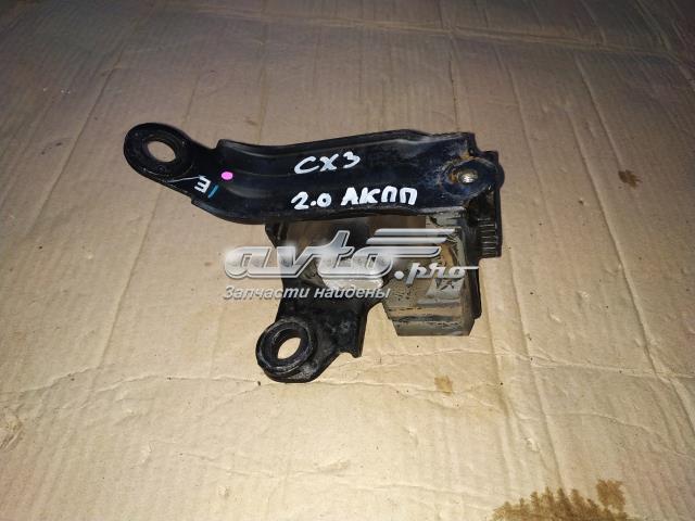 Ліва подушка двигуна D10G39070A MAZDA