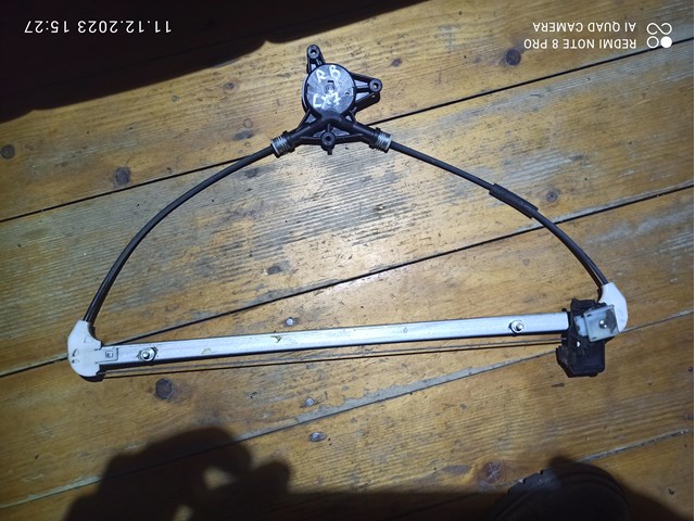 Механізм склопідйомника двері задньої, лівої EG2173590A MAZDA