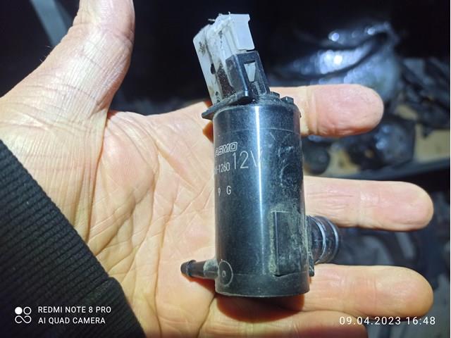 Помпа омивача скла заднього MB358361 MITSUBISHI