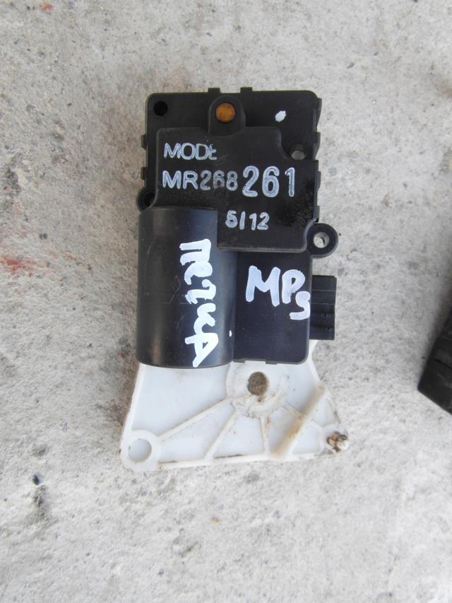 Привід системи автоматичного управління обігрівачем MR268261 MITSUBISHI