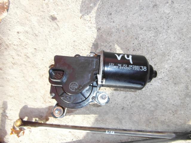 Мотор склоочисника передній MR388037 MITSUBISHI