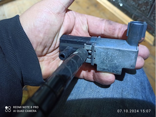 Перетворювач тиску (соленоїд) наддуву / EGR MR507579 MITSUBISHI