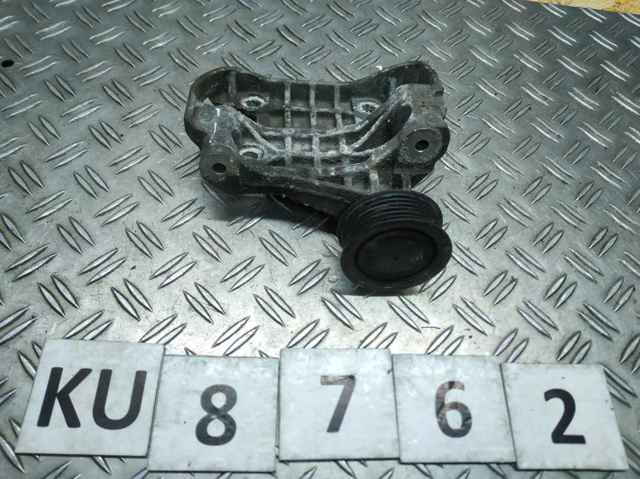 Кронштейн кріплення генератора 059903143Q VAG