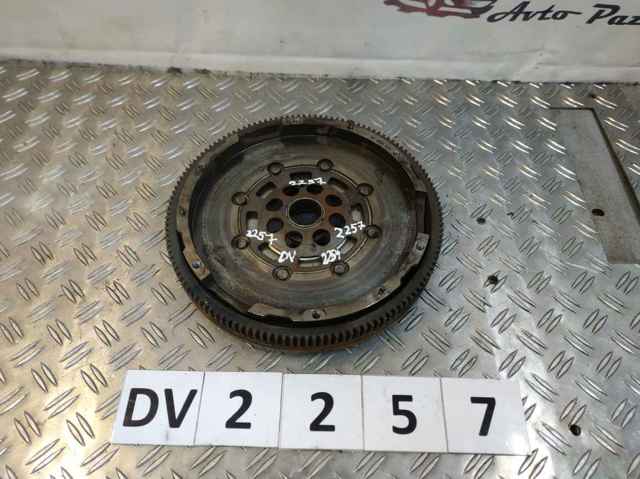 Маховик зчеплення 06J105266B VAG