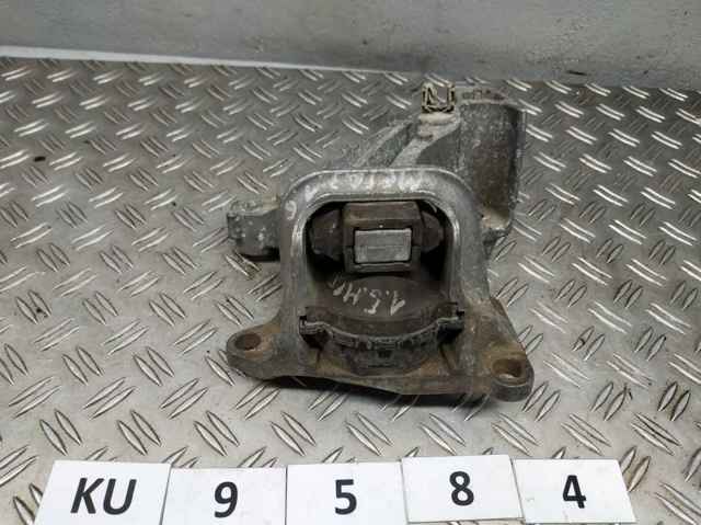 Права подушка мотора 112100014R RENAULT