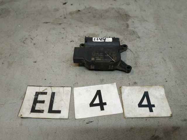 Двигун заслінки печі 132801362 VAG