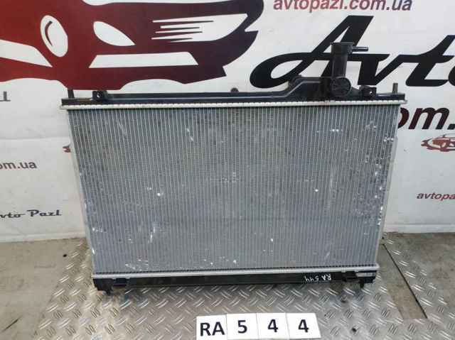 Радіатор двигуна 1350B523 MITSUBISHI