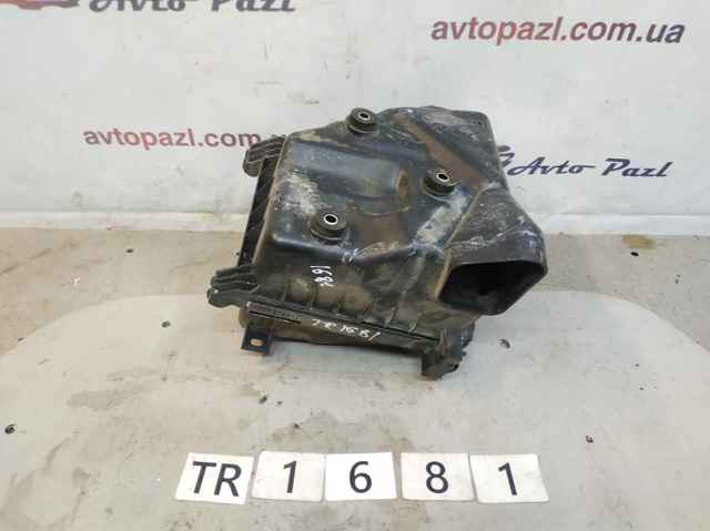 Корпус повітряного фільтра, нижня частина 177010R020 TOYOTA