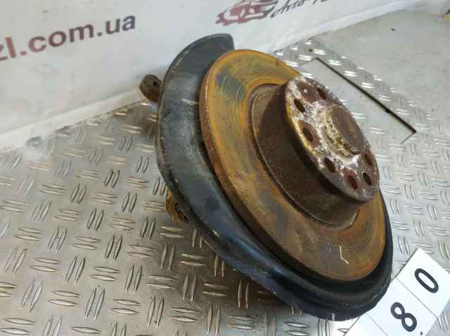 Цапфа поворотна ліва 1K0505435AC VAG