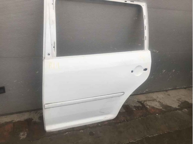 Двері задні 1T0833055S VAG