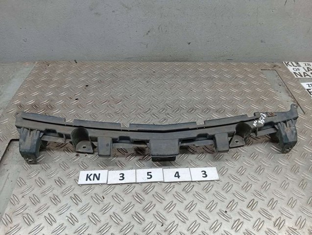 Кронштейн бампера переднього, центральний 24460992 GM