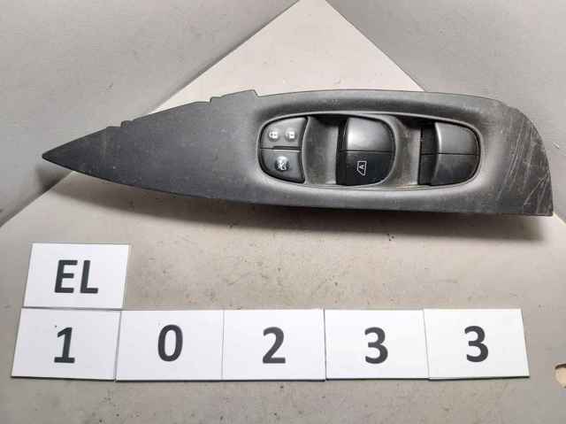 Кнопковий блок керування склопідіймачами передній лівий 254014BA2A NISSAN