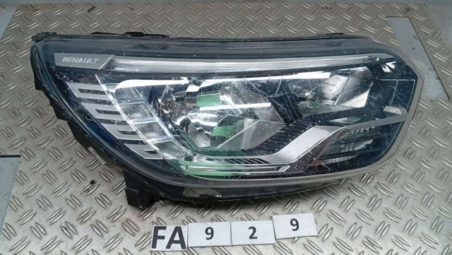 Фара комбінована, передня 260105660R RENAULT
