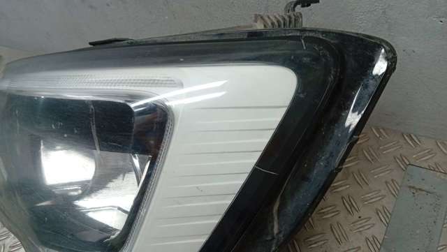 Блок фара ліва 260607867R RENAULT