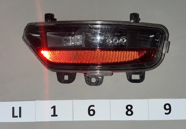 Протівотуманнка задня, права 265801655R RENAULT