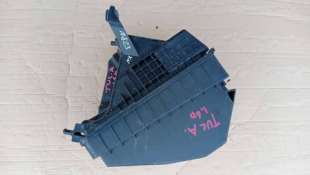 Корпус повітряного фільтра 28110D3500 HYUNDAI