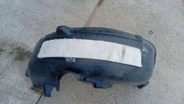 Підкрилок заднього крила, лівий 2GA810971B VAG