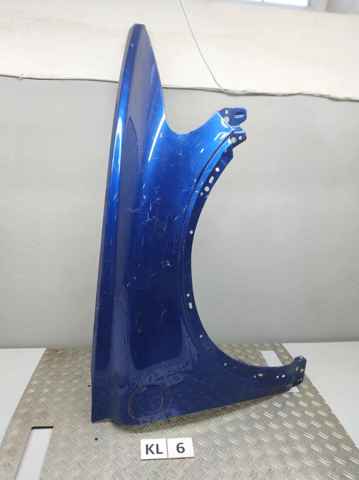 Переднє праве крило 31253950 VOLVO