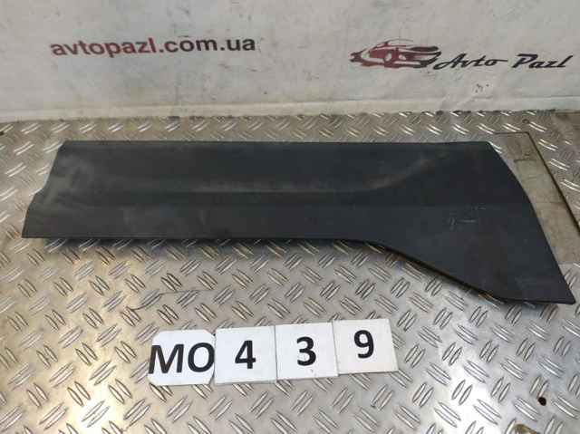 Молдинг задніх правих дверей, нижній 31448319 VOLVO