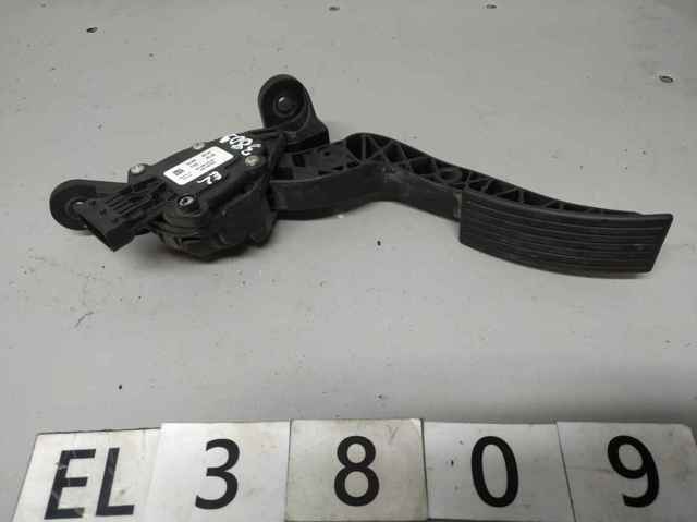 Педаль акселератора 327001R500 HYUNDAI