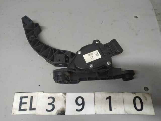 Педаль акселератора 327003R310 HYUNDAI