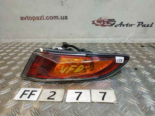 Задній правий зовнішній ліхтар 33501SMGE04 HONDA