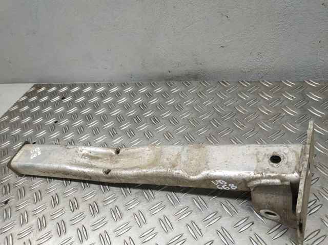 Кронштейн передньої балки 350876 PEUGEOT