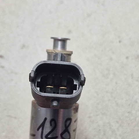 Форсунка вприску палива 353102B160 HYUNDAI